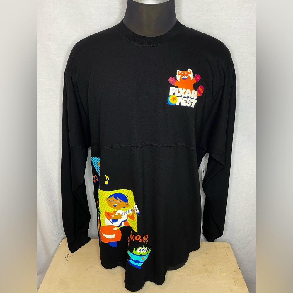 Disneyland Spirit Jersey Black XL California Adventure Parks Pixar Fest Coco